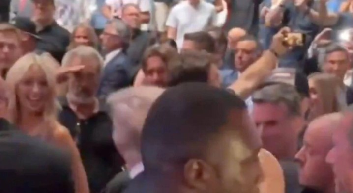 [VIDEO] Actor Mel Gibson Spotted “Saluting” President Trump at UFC Game -